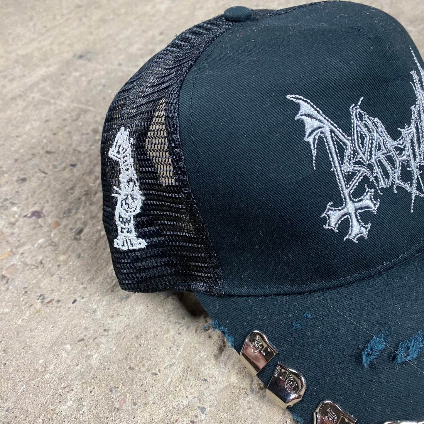 MAYHEM MAGPIE TRUCKER CAP