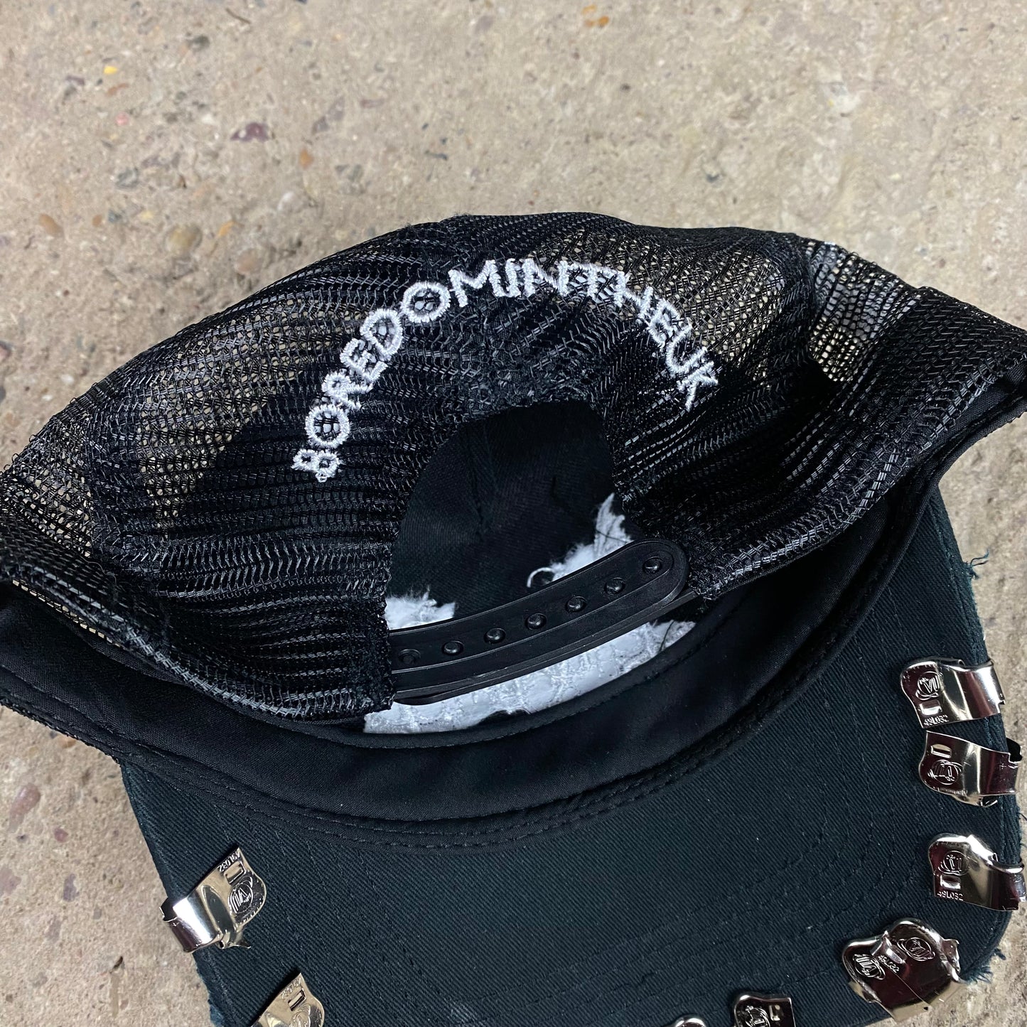 MAYHEM MAGPIE TRUCKER CAP
