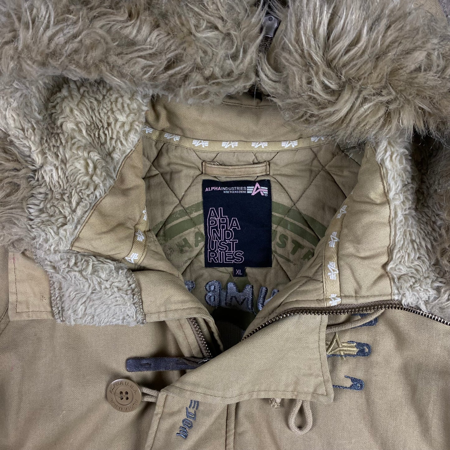 BORING ALPHA CANVAS ZIP HOOD BOMBER