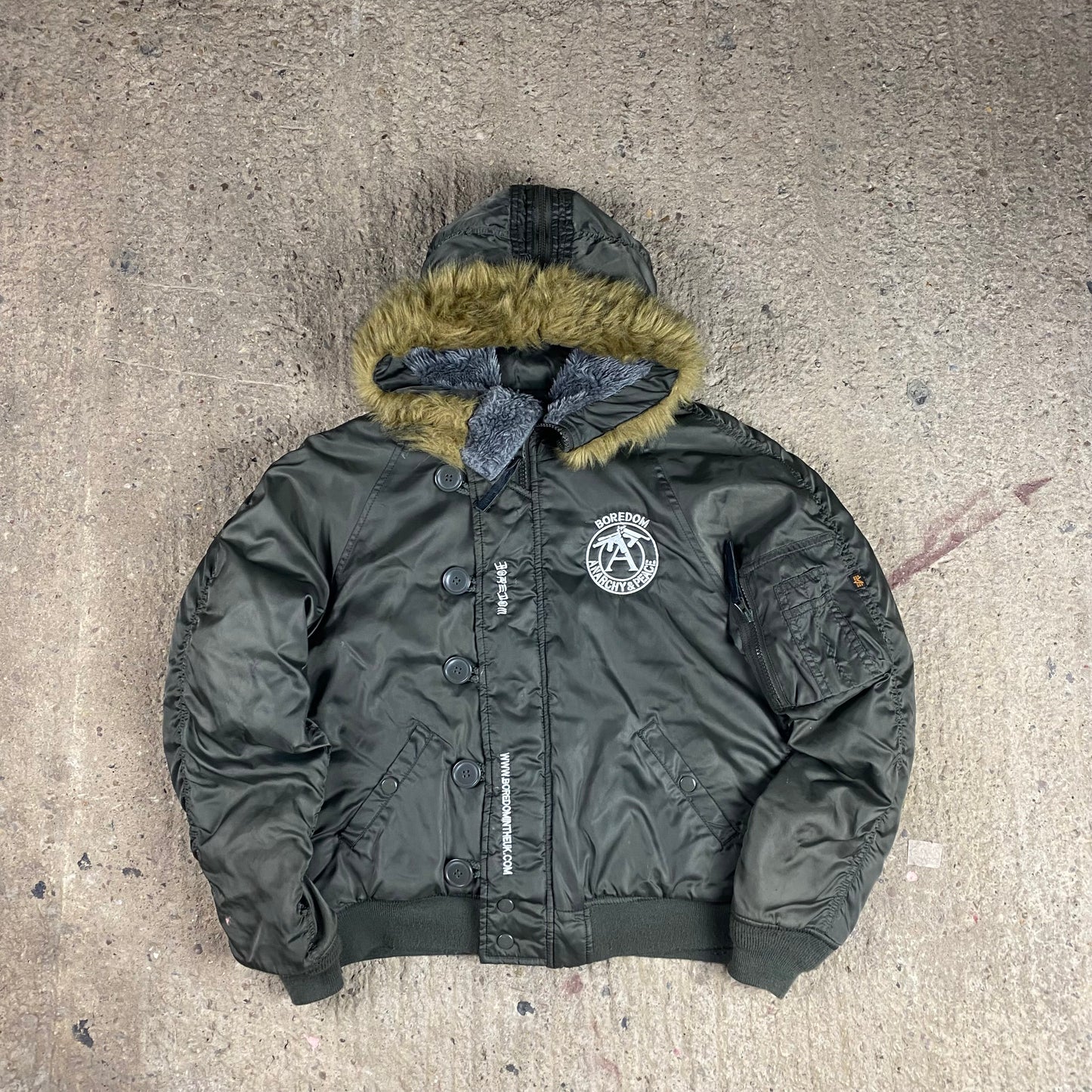 BORING ALPHA ZIP HOOD BOMBER