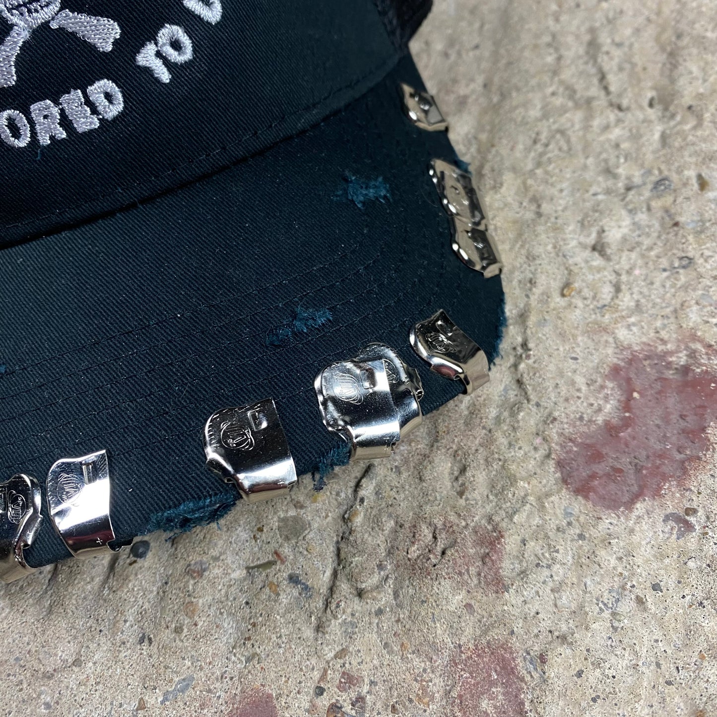 TOO DUMB MAGPIE TRUCKER CAP