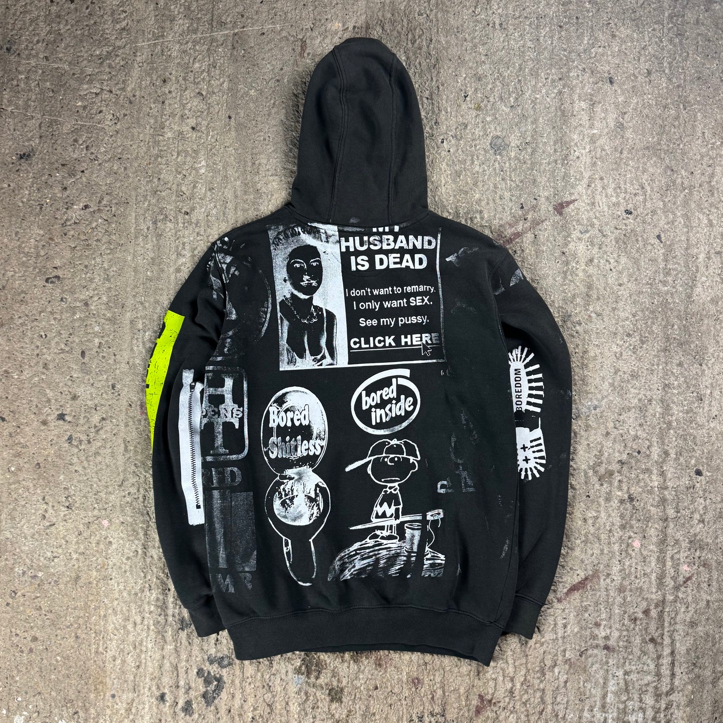BOREDUMB CARHARTT HOODIE