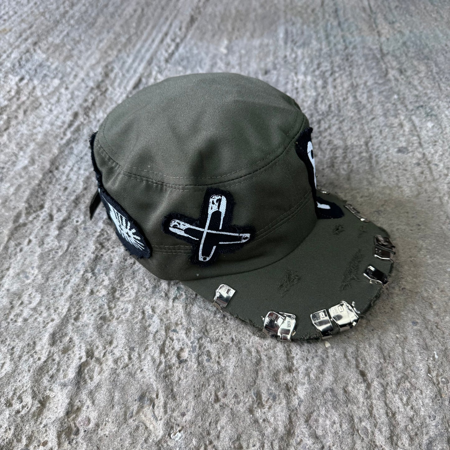 MAGPIE PATCHY CADET CAP