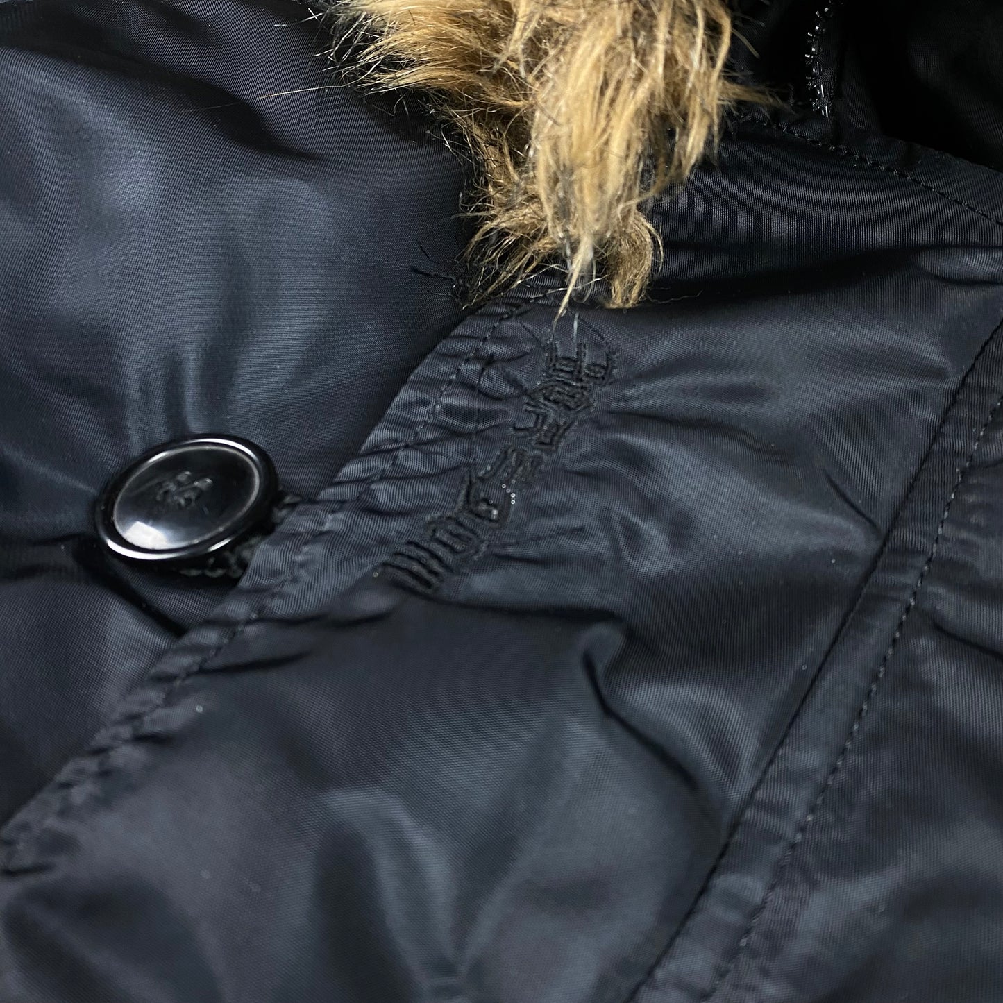 BORING ALPHA ZIP HOOD BOMBER